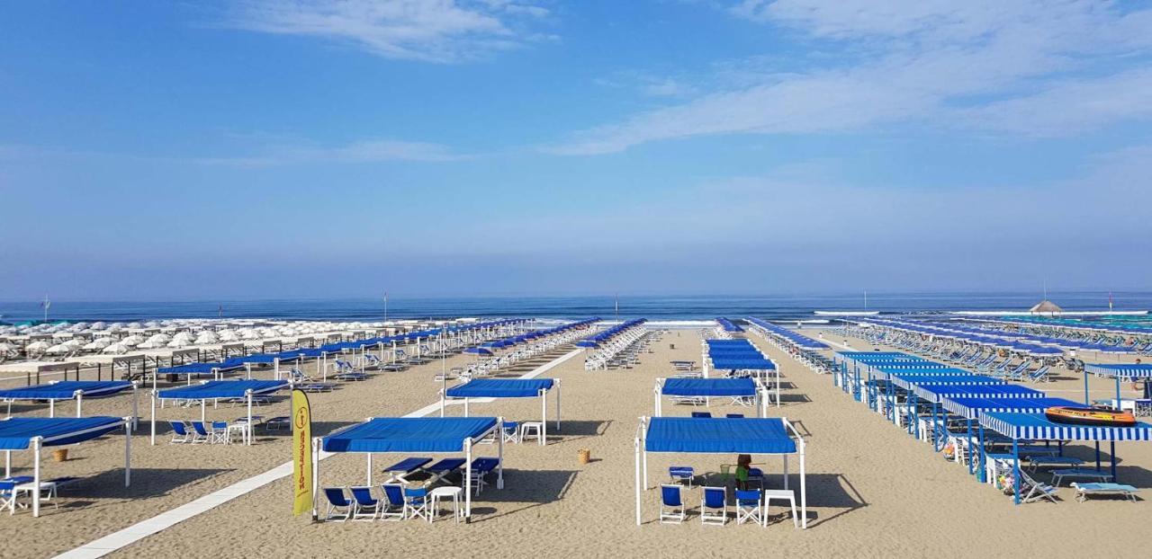 Casa Di Nicola Daire Viareggio Dış mekan fotoğraf